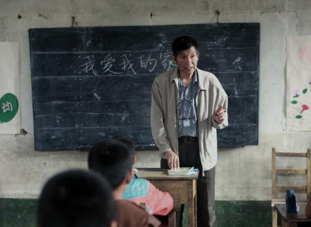 继续加快边远艰苦地区村庄学校教师周转宿舍建设完善以公租房 继续加快边远艰苦地区村庄学校教师周转宿舍建设完善以公租房